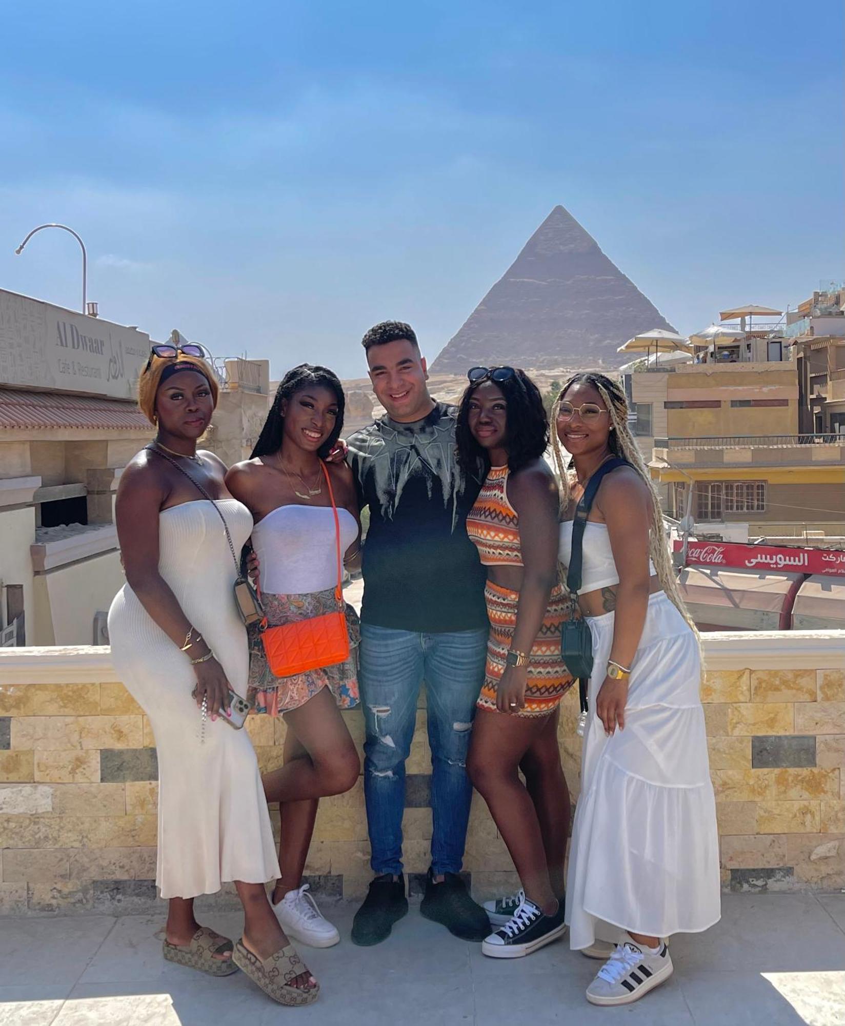 King Ali Pyramids View Inn Kafret el-Gabal Kültér fotó